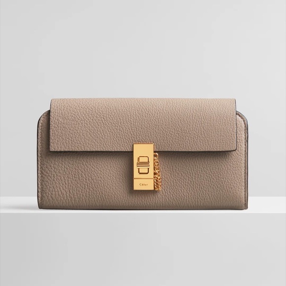 Chloe Handbags - Authentic Chloe Preloved Wallet